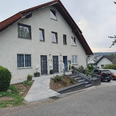 Mit Charme Apartment *